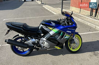 Мотоцикл Спорт-туризм Honda CBR 600F 1996 в 