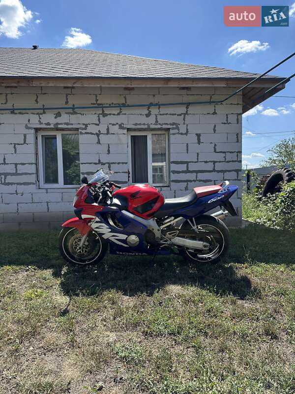 Мотоцикл Спорт-туризм Honda CBR 600F 1999 в Карловке