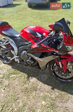 Спортбайк Honda CBR 600RR 2008 в Лукові