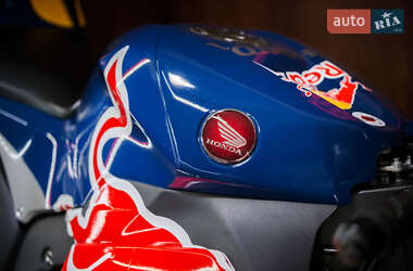Спортбайк Honda CBR 600RR 2020 в 