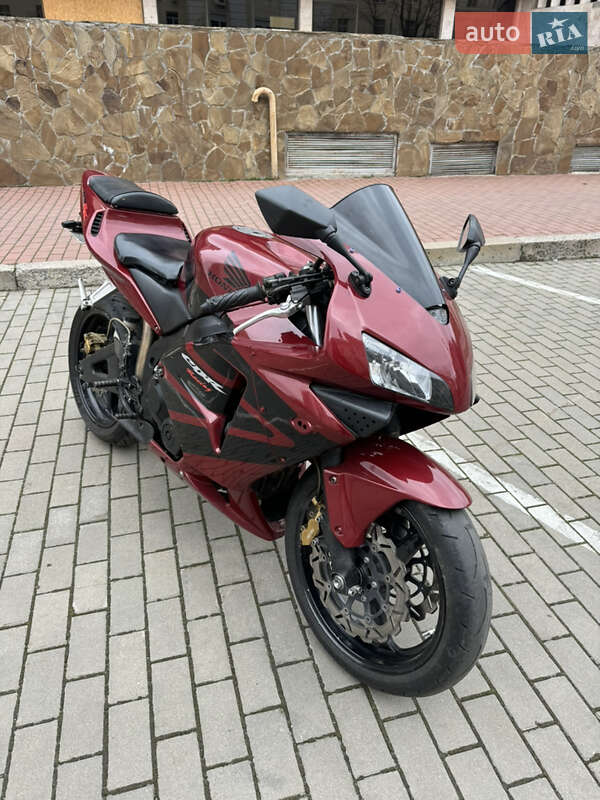 Спортбайк Honda CBR 600RR 2005 в Одессе