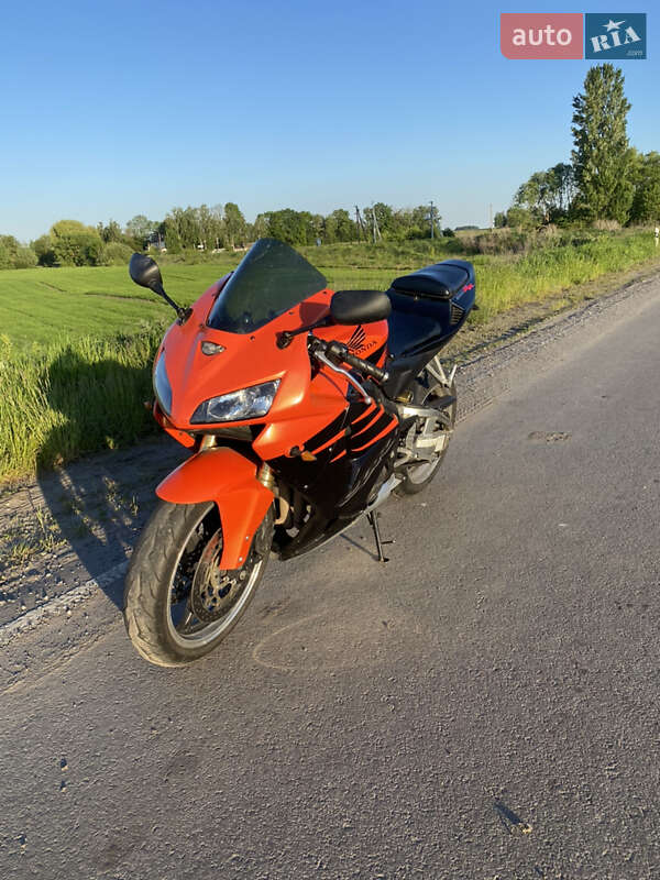 Спортбайк Honda CBR 600RR 2006 в Любаре