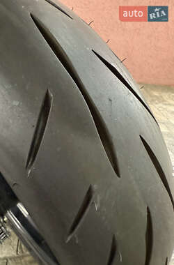 Мотоцикл Спорт-туризм Honda CBR 600RR 2010 в 