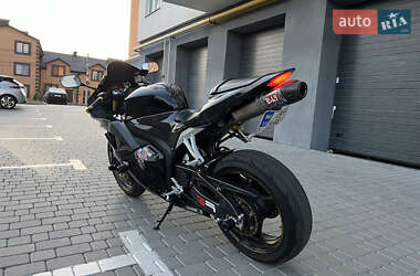 Спортбайк Honda CBR 600RR 2012 в 