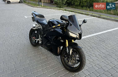 Спортбайк Honda CBR 600RR 2012 в 