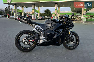 Спортбайк Honda CBR 600RR 2012 в 