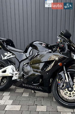 Спортбайк Honda CBR 600RR 2015 в Днепре