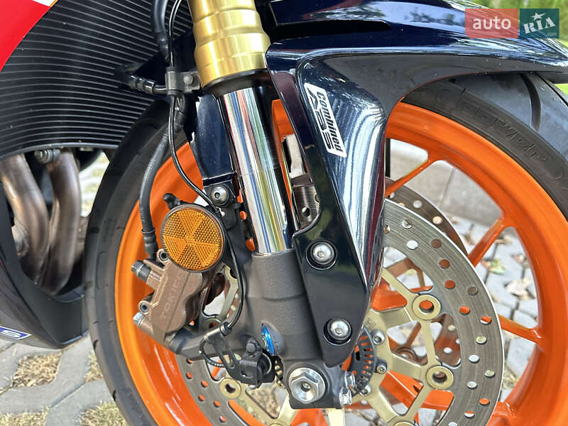 Спортбайк Honda CBR 600RR 2013 в Харкові фото 8 Спортбайк Honda CBR 600RR 2013 в Харкові