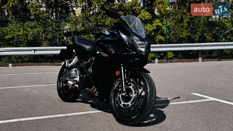 Honda CBR 650F 2015