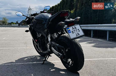 Мотоцикл Спорт-туризм Honda CBR 650F 2015 в 