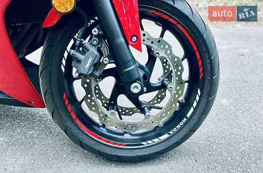 Мотоцикл Спорт-туризм Honda CBR 650F 2014 в 