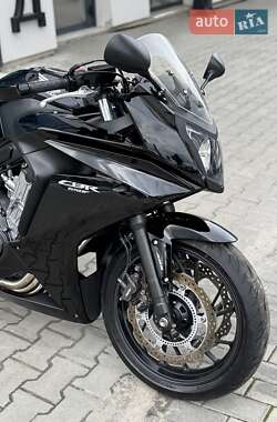 Мотоцикл Спорт-туризм Honda CBR 650F 2014 в 