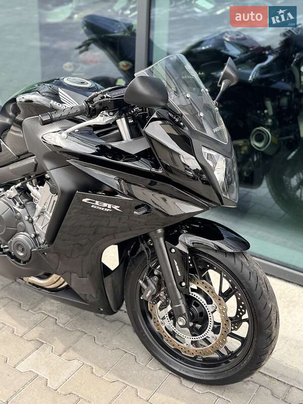 Мотоцикл Спорт-туризм Honda CBR 650F 2014 в Ровно