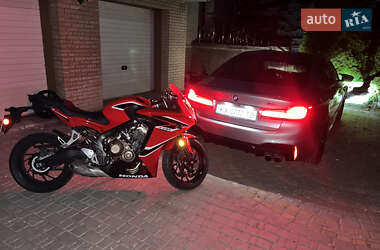 Спортбайк Honda CBR 650F 2017 в 