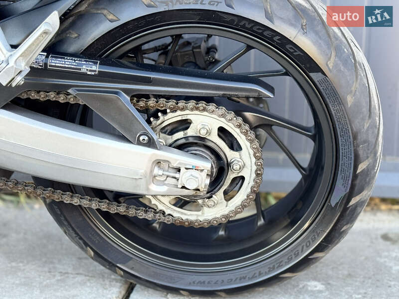 Спортбайк Honda CBR 650F 2015 в Львові фото 11 Спортбайк Honda CBR 650F 2015 в Львові