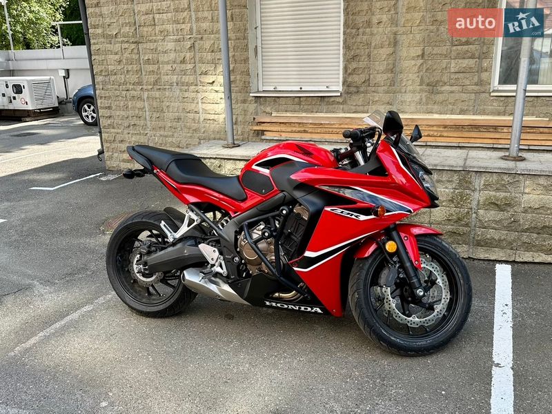 Мотоцикл Спорт-туризм Honda CBR 650F 2017 в Киеве фото 12 Мотоцикл Спорт-туризм Honda CBR 650F 2017 в Киеве