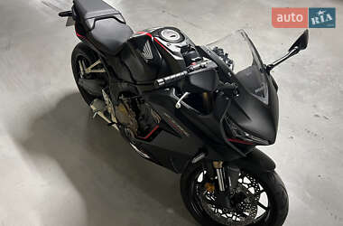Мотоцикл Спорт-туризм Honda CBR 650R 2019 в 