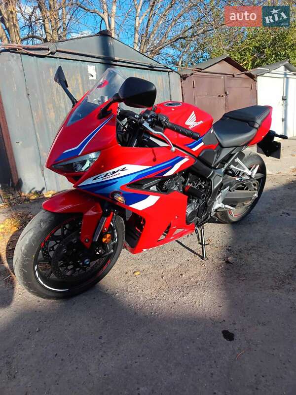 Спортбайк Honda CBR 650R 2024 в Полтаве