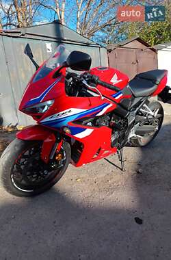 Спортбайк Honda CBR 650R 2024 в Полтаве