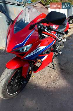 Спортбайк Honda CBR 650R 2024 в Полтаве