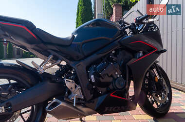 Спортбайк Honda CBR 650R 2024 в 