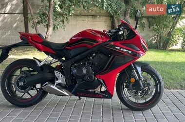Спортбайк Honda CBR 650R 2023 в Михайловке-Рубежовке