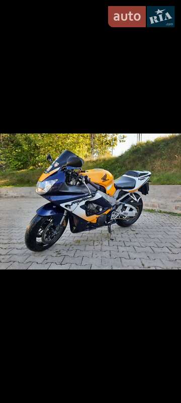 Спортбайк Honda CBR 929RR 2000 в Надворной