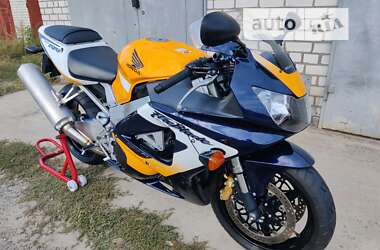 Спортбайк Honda CBR 929RR 2000 в Кременчуці