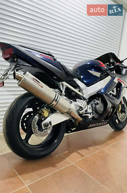 Спортбайк Honda CBR 929RR 2002 в 