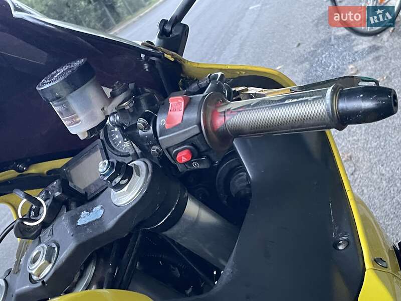 Спортбайк Honda CBR 929RR 2001 в Жмеринке фото 16 Спортбайк Honda CBR 929RR 2001 в Жмеринке