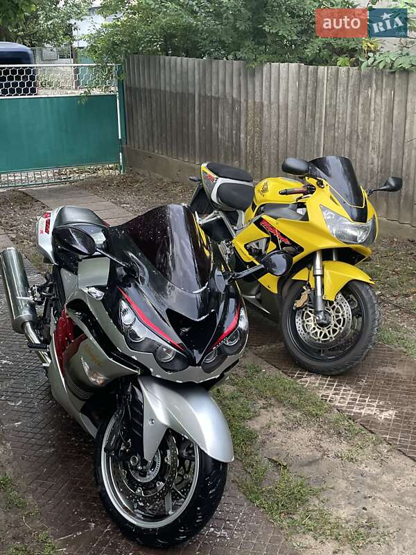 Спортбайк Honda CBR 929RR 2001 в Жмеринке фото 21 Спортбайк Honda CBR 929RR 2001 в Жмеринке