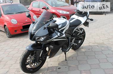 Мотоциклы Honda CBR 2007 в Николаеве