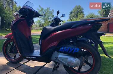 Макси-скутер Honda CHS 125 2012 в 