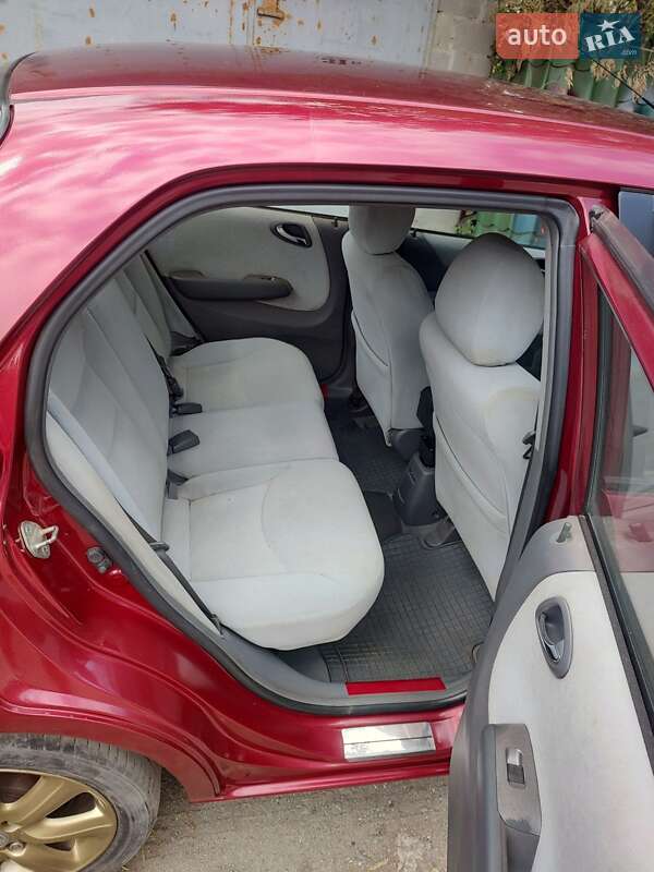 Седан Honda City 2006 в Кривому Розі