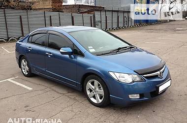 Седан Honda Civic 2008 в Коростене