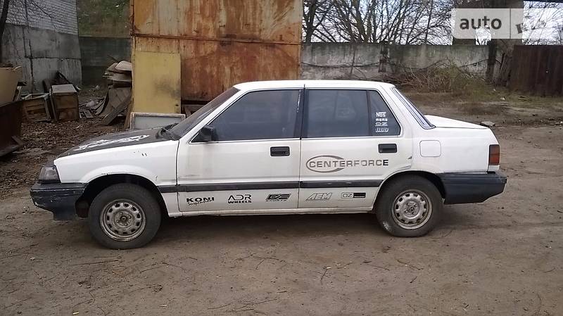 Седан Honda Civic 1985 в Херсоні