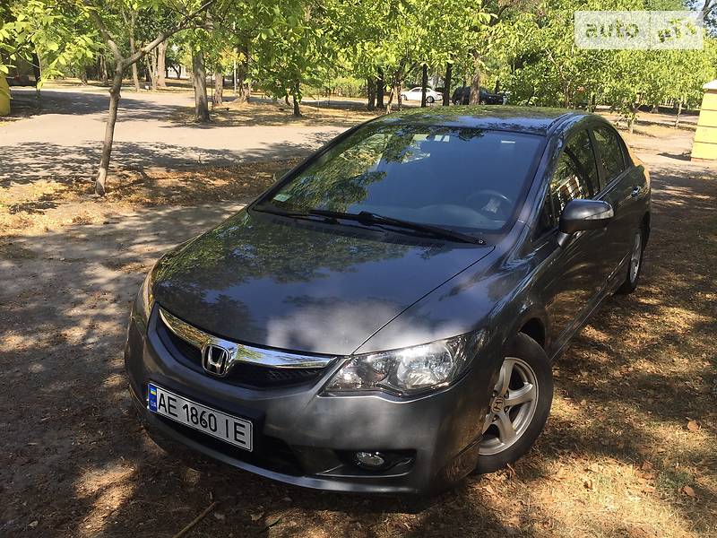 Седан Honda Civic 2011 в Днепре