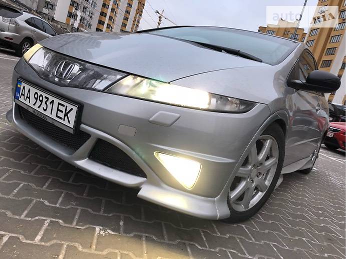 Хэтчбек Honda Civic 2008 в Киеве