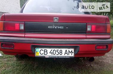 Седан Honda Civic 1989 в Чернигове