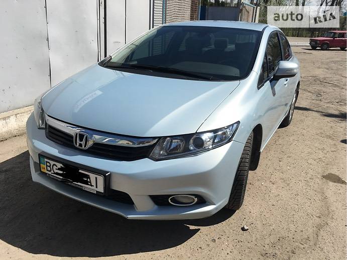 Седан Honda Civic 2012 в Львові