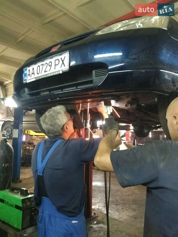 Хетчбек Honda Civic 2001 в Києві фото 9 Хетчбек Honda Civic 2001 в Києві