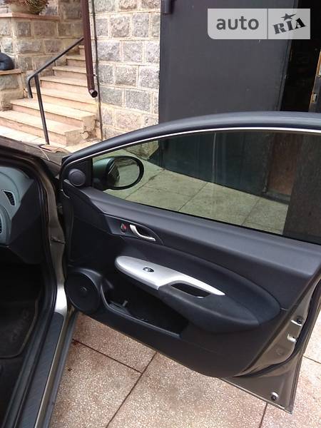 Хэтчбек Honda Civic 2006 в Южноукраинске