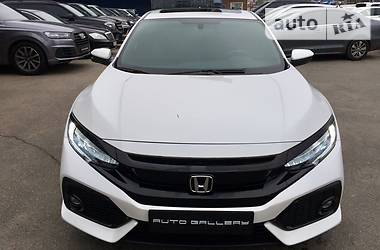 Хэтчбек Honda Civic 2016 в Киеве