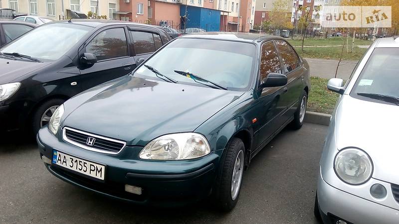 Седан Honda Civic 1998 в Киеве