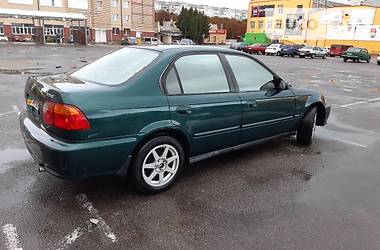 Седан Honda Civic 1999 в Житомире