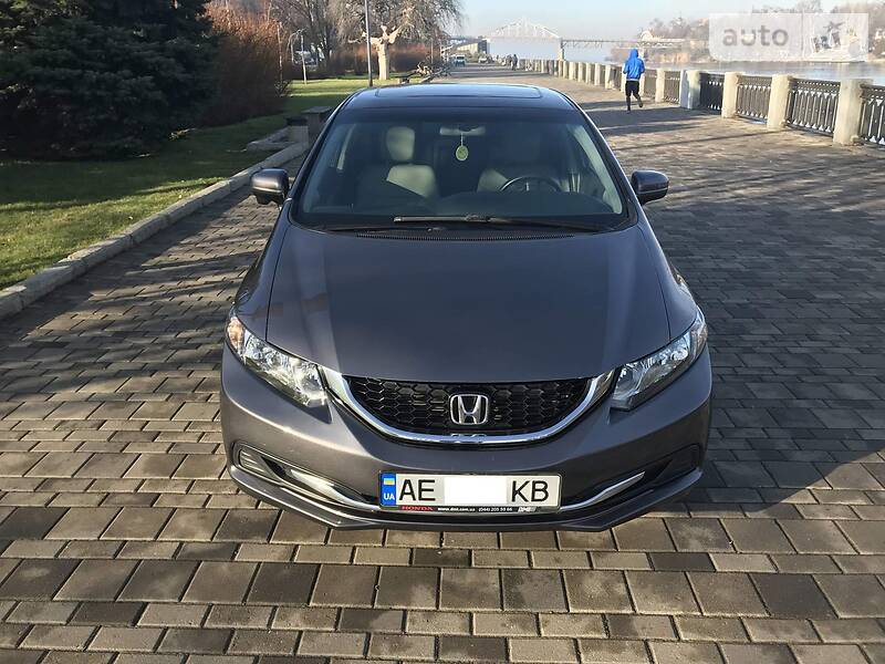 Седан Honda Civic 2015 в Днепре
