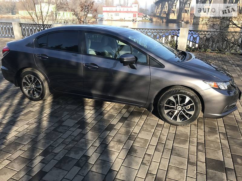 Седан Honda Civic 2015 в Днепре