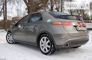 Хэтчбек Honda Civic 2009 в Ровно