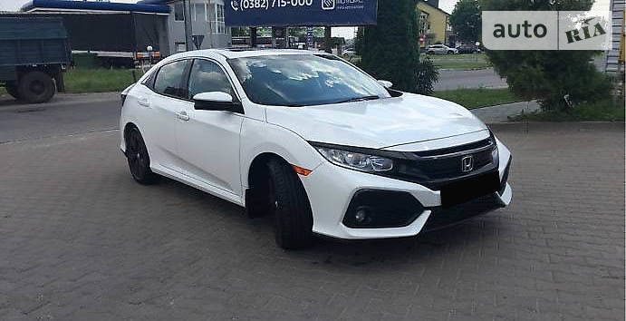 Хетчбек Honda Civic 2018 в 