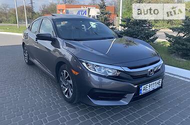 Седан Honda Civic 2016 в 